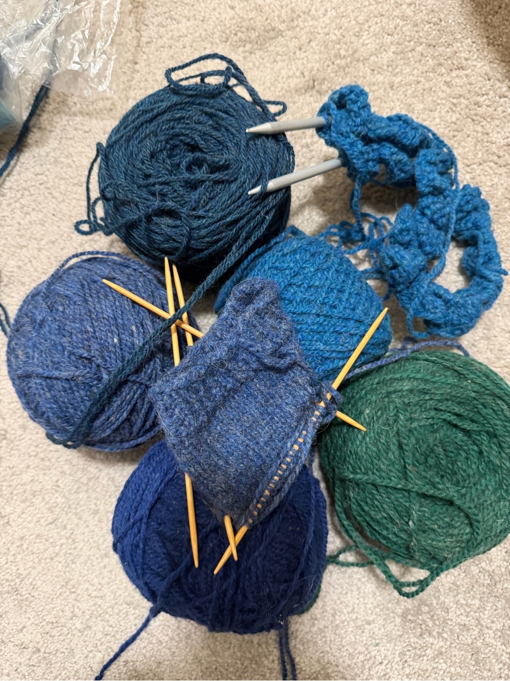 Assorted Blue and Green Yarn 100% wool Bundle plus 2 sets of circular needles
